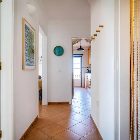 Sweet Arrifana // Beachhouse Apartment
